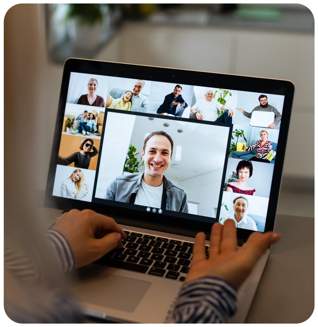Managing breakout rooms